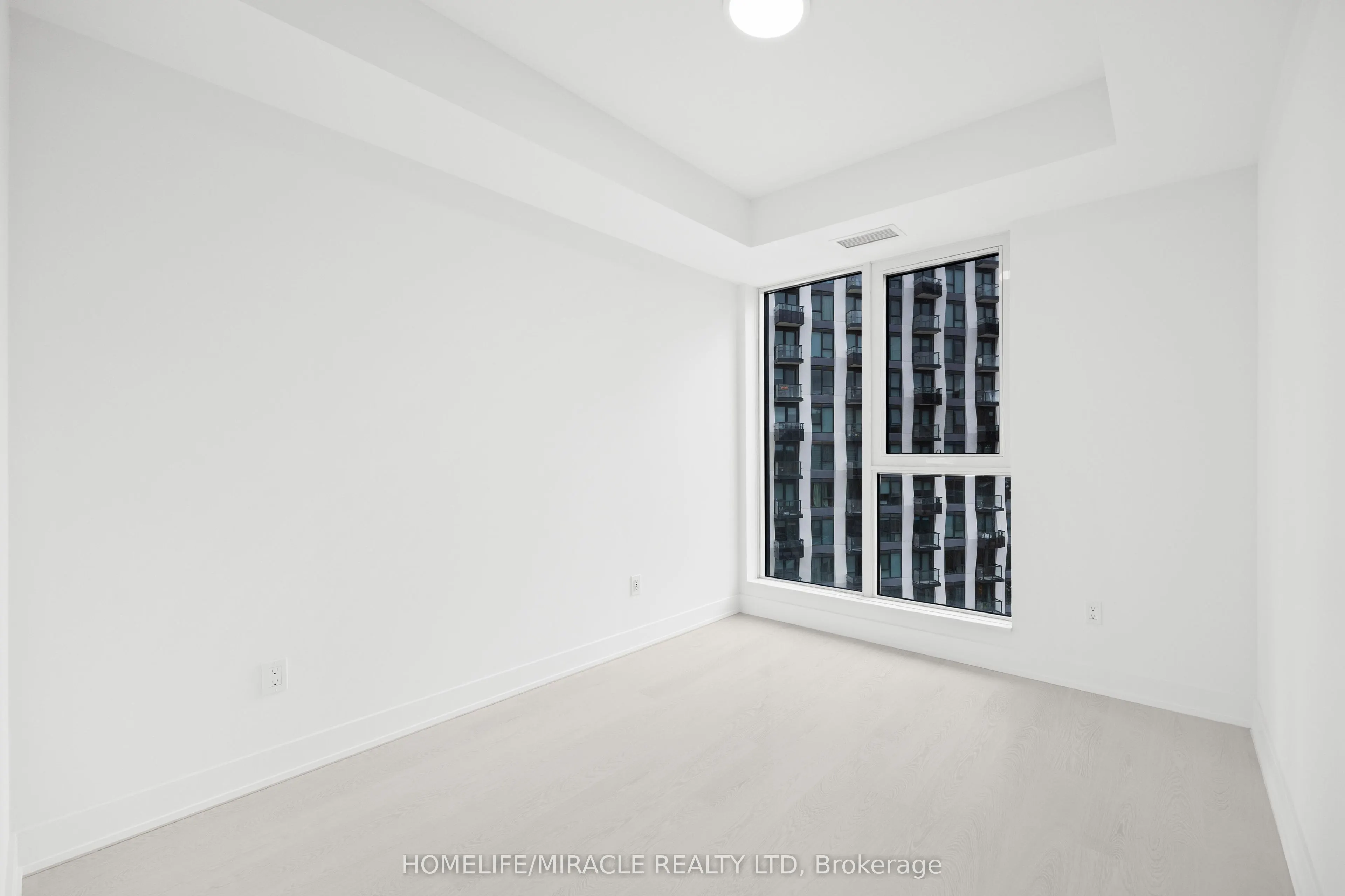 25 Cordova Avenue #905