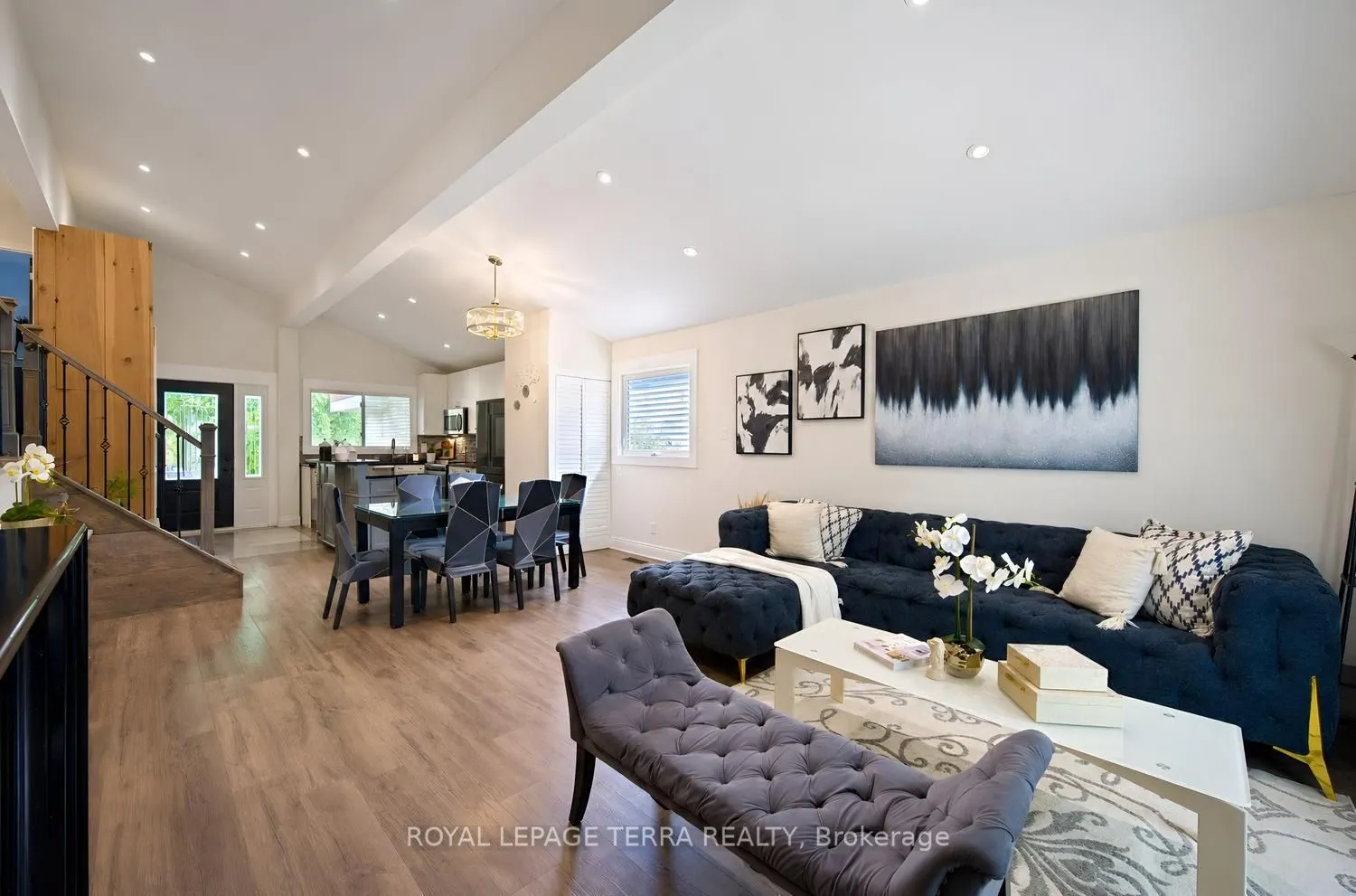 1571 Lewisham Drive
