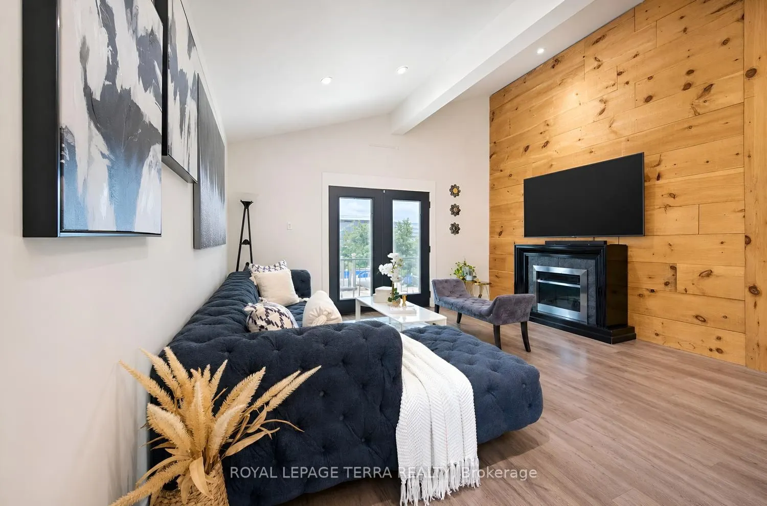 1571 Lewisham Drive