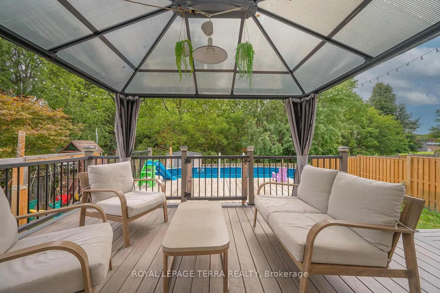 1571 Lewisham Drive