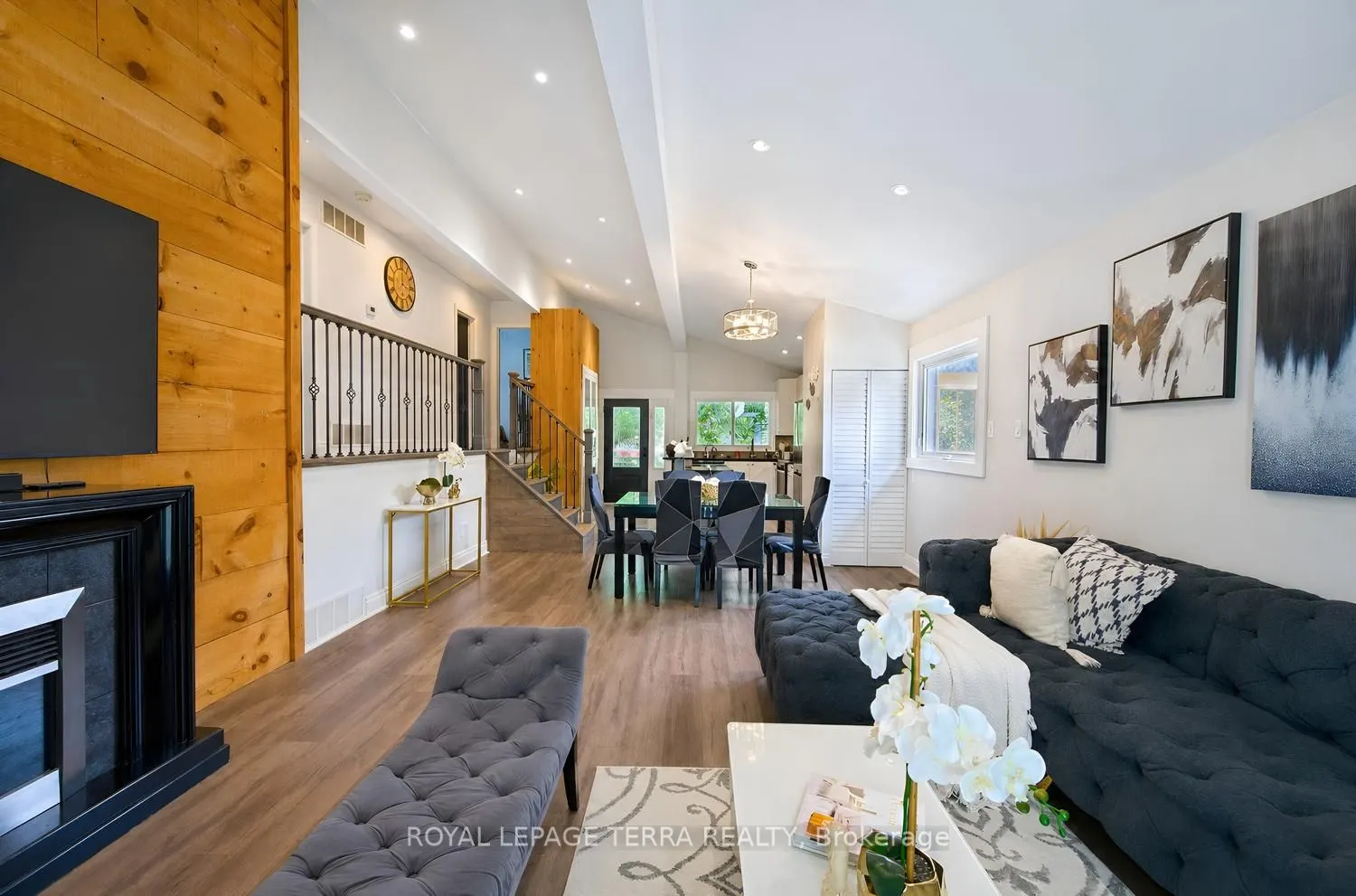 1571 Lewisham Drive