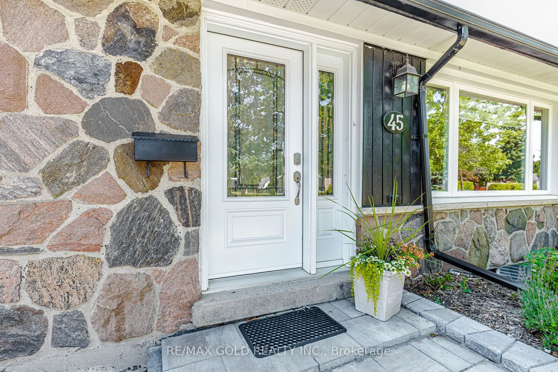 45 Grange Drive