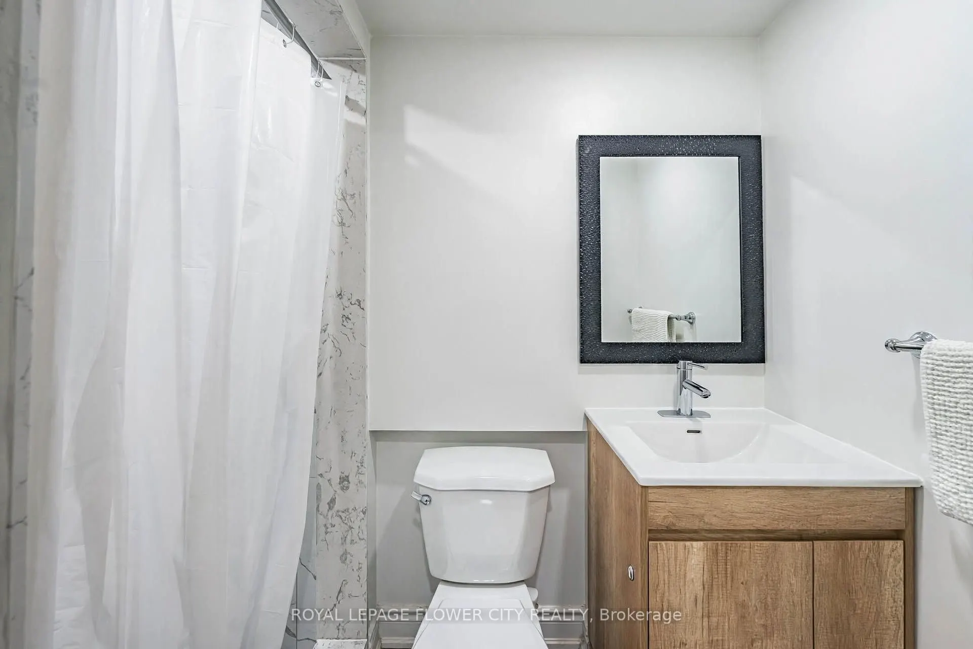 3 Clayhall Crescent