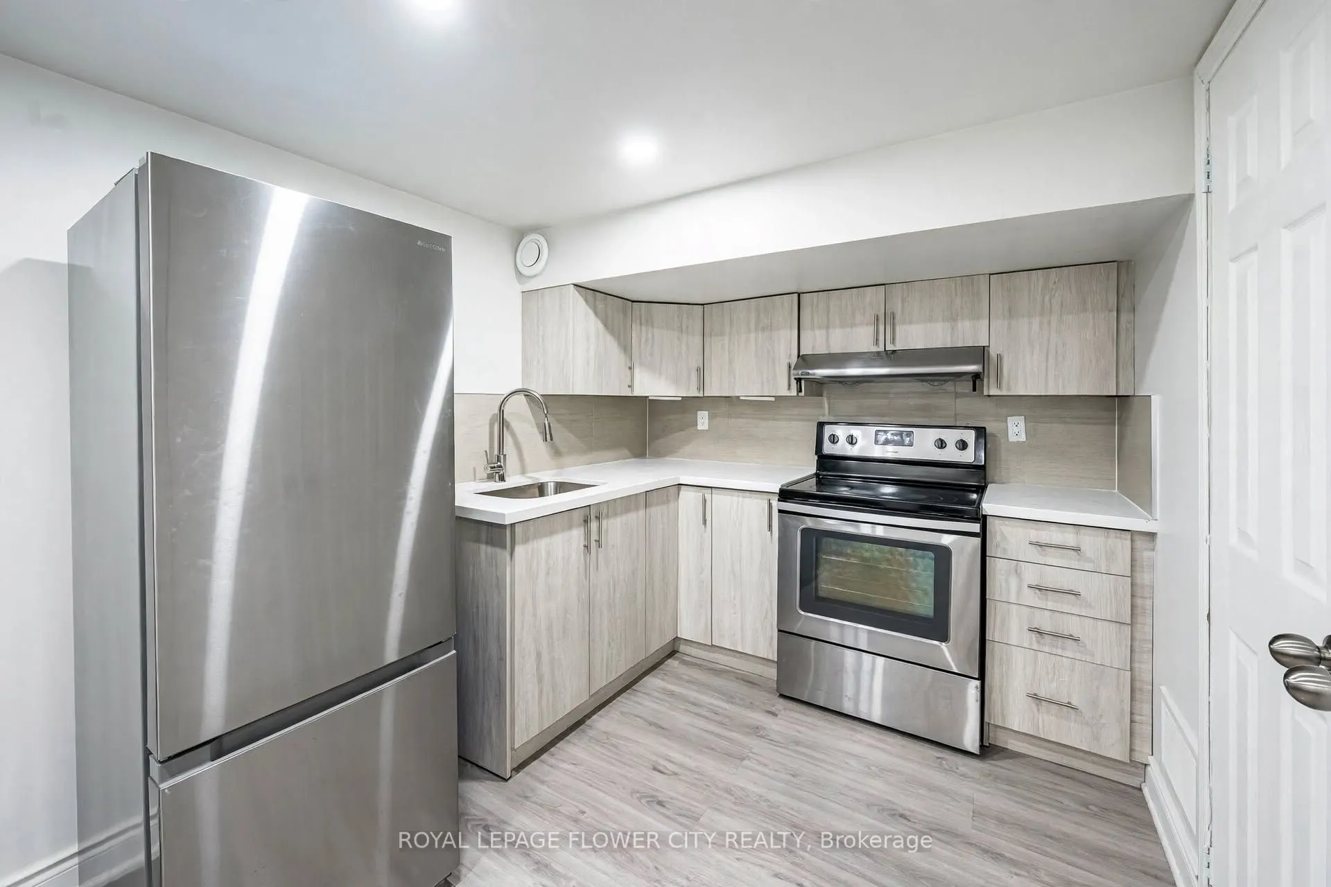 3 Clayhall Crescent