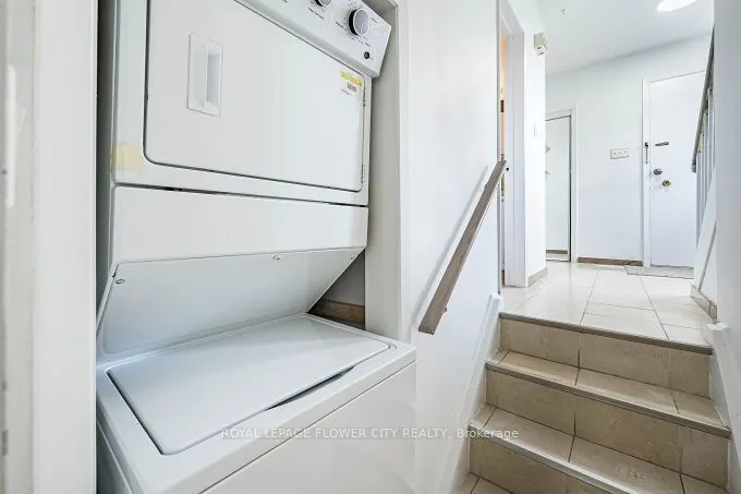 3 Clayhall Crescent