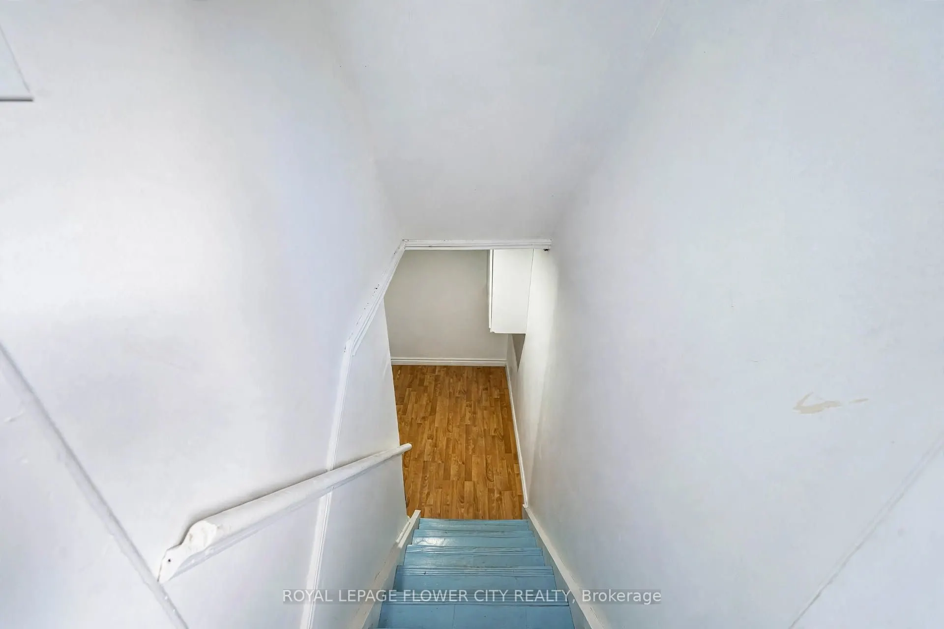 3 Clayhall Crescent