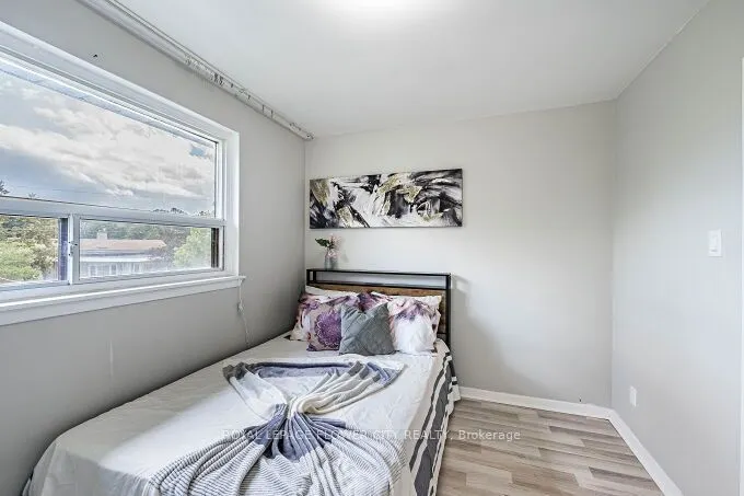 3 Clayhall Crescent