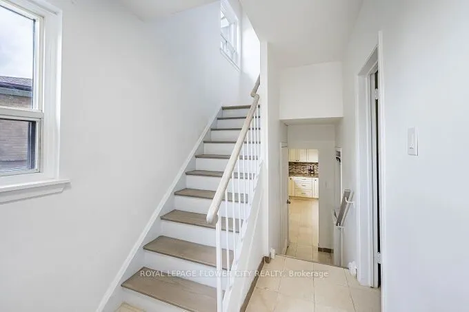 3 Clayhall Crescent