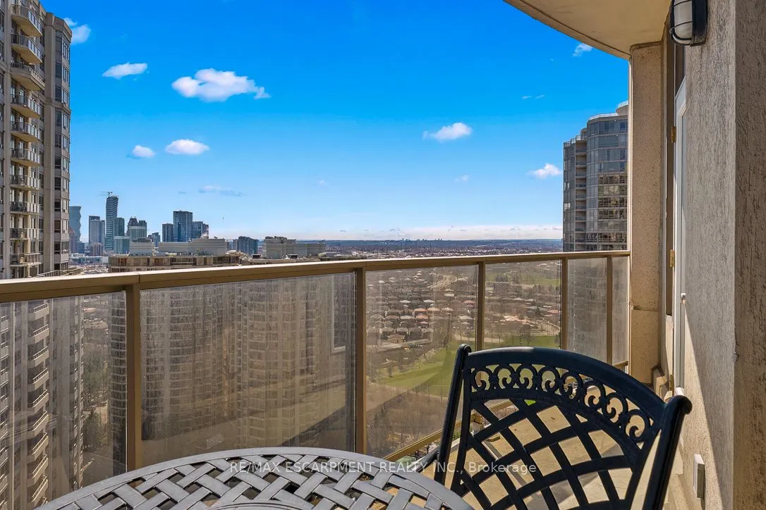 35 Kingsbridge Garden Circle #2706