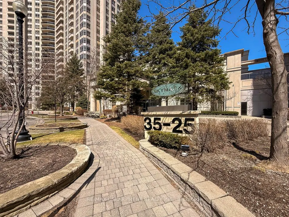 35 Kingsbridge Garden Circle #2706