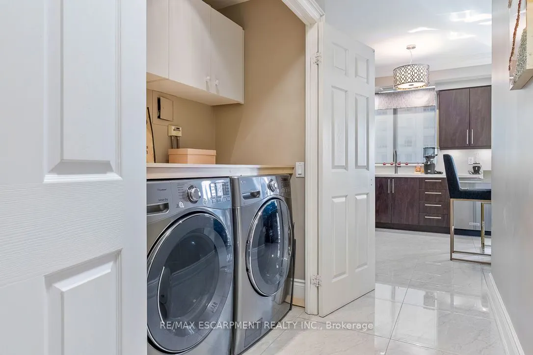 35 Kingsbridge Garden Circle #2706