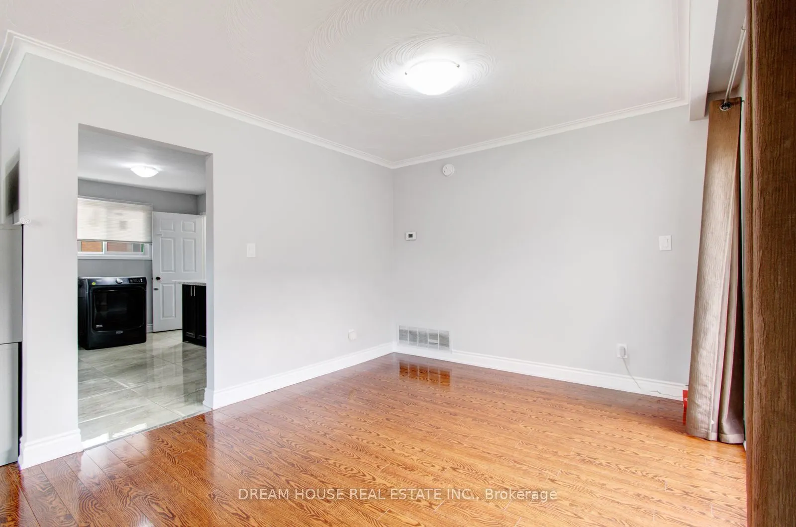 3764 Wyewood Road