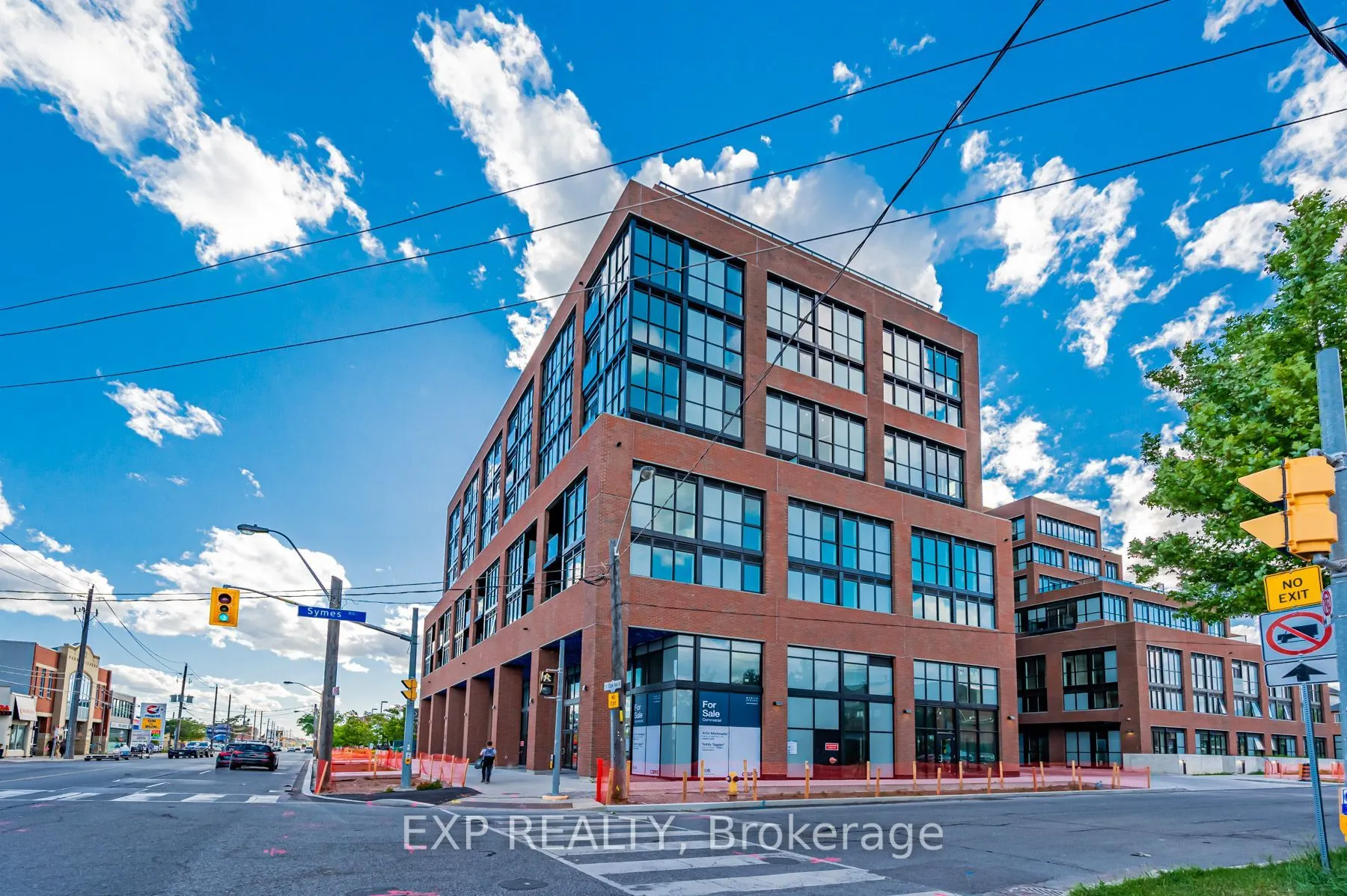 2300 St Clair Avenue W #803