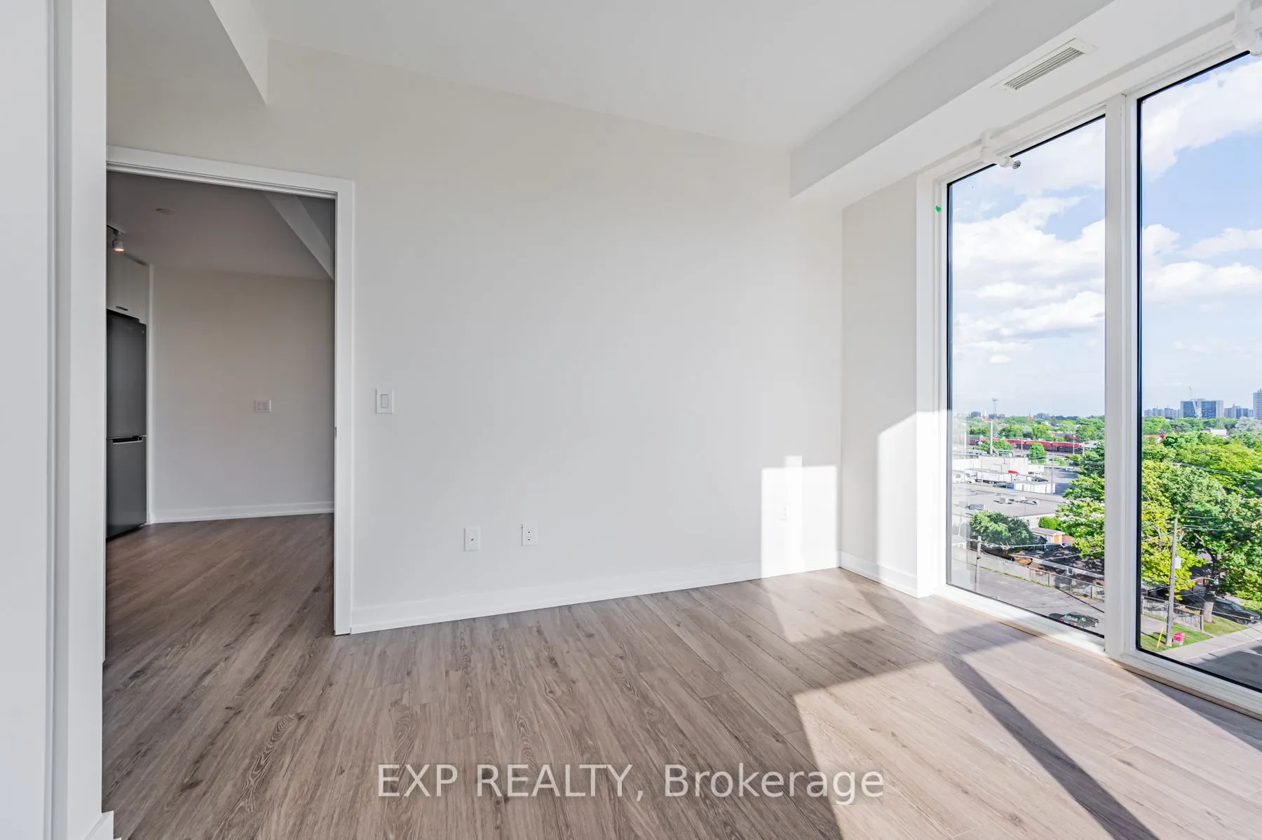 2300 St Clair Avenue W #803
