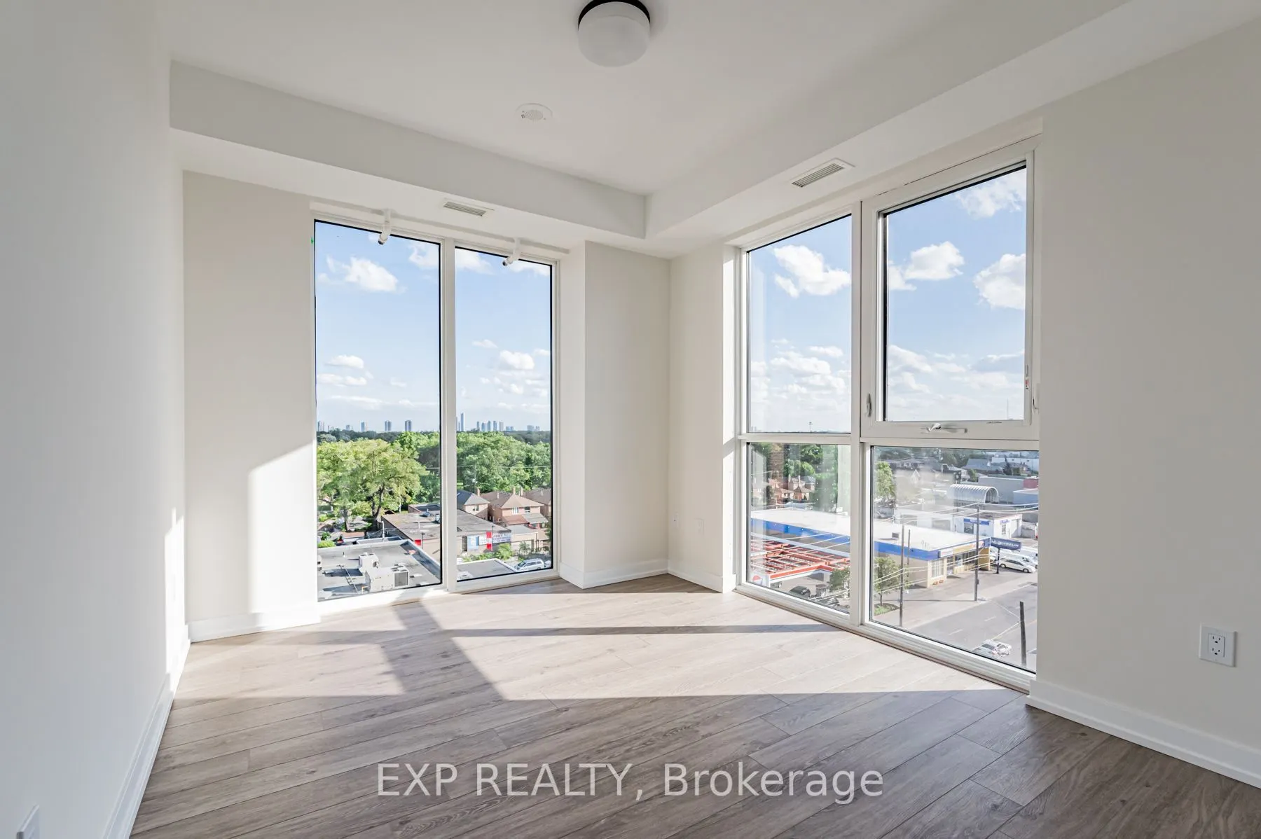 2300 St Clair Avenue W #803
