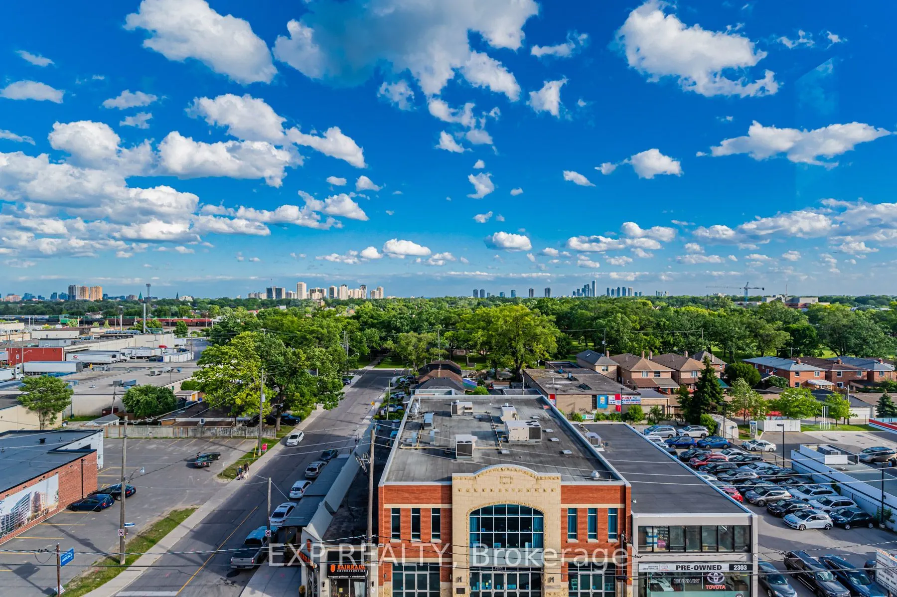 2300 St Clair Avenue W #803