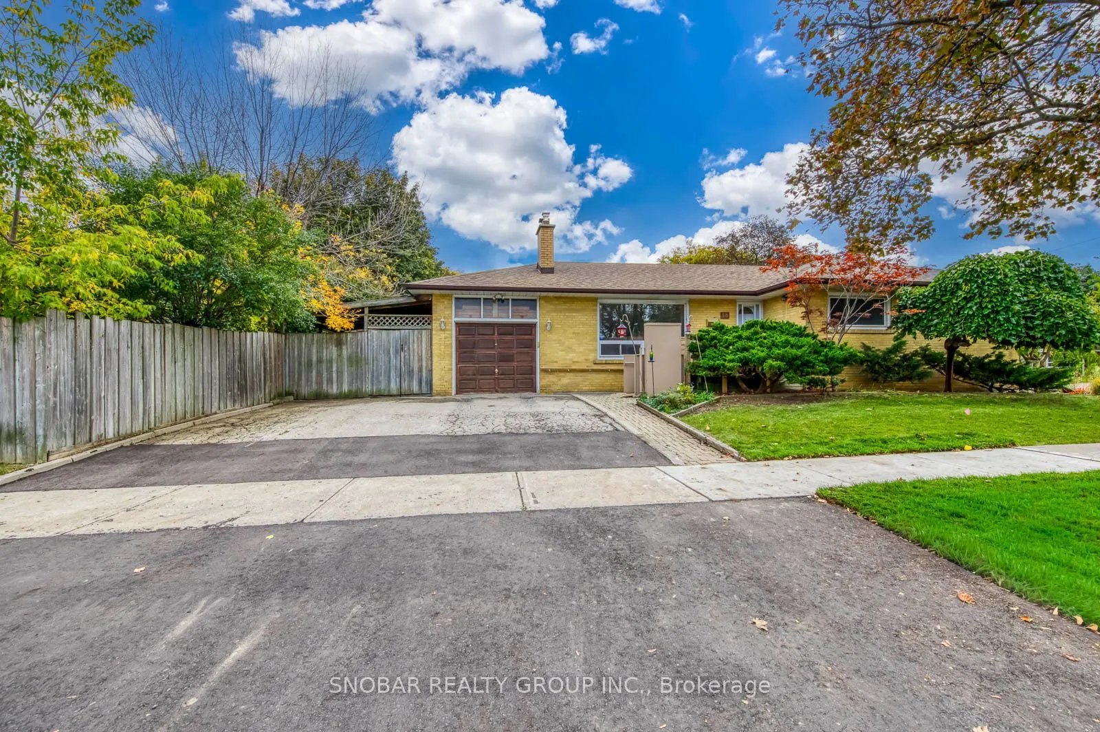 48 Sedgebrook Crescent