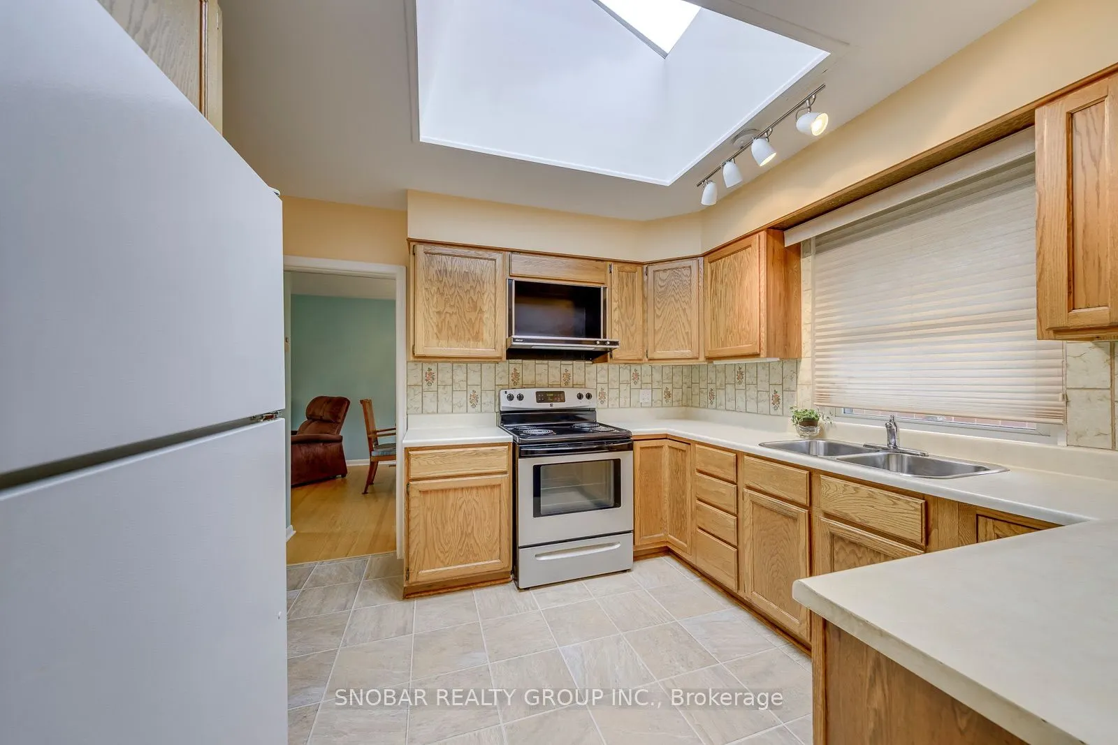 48 Sedgebrook Crescent