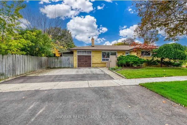 48 Sedgebrook Crescent