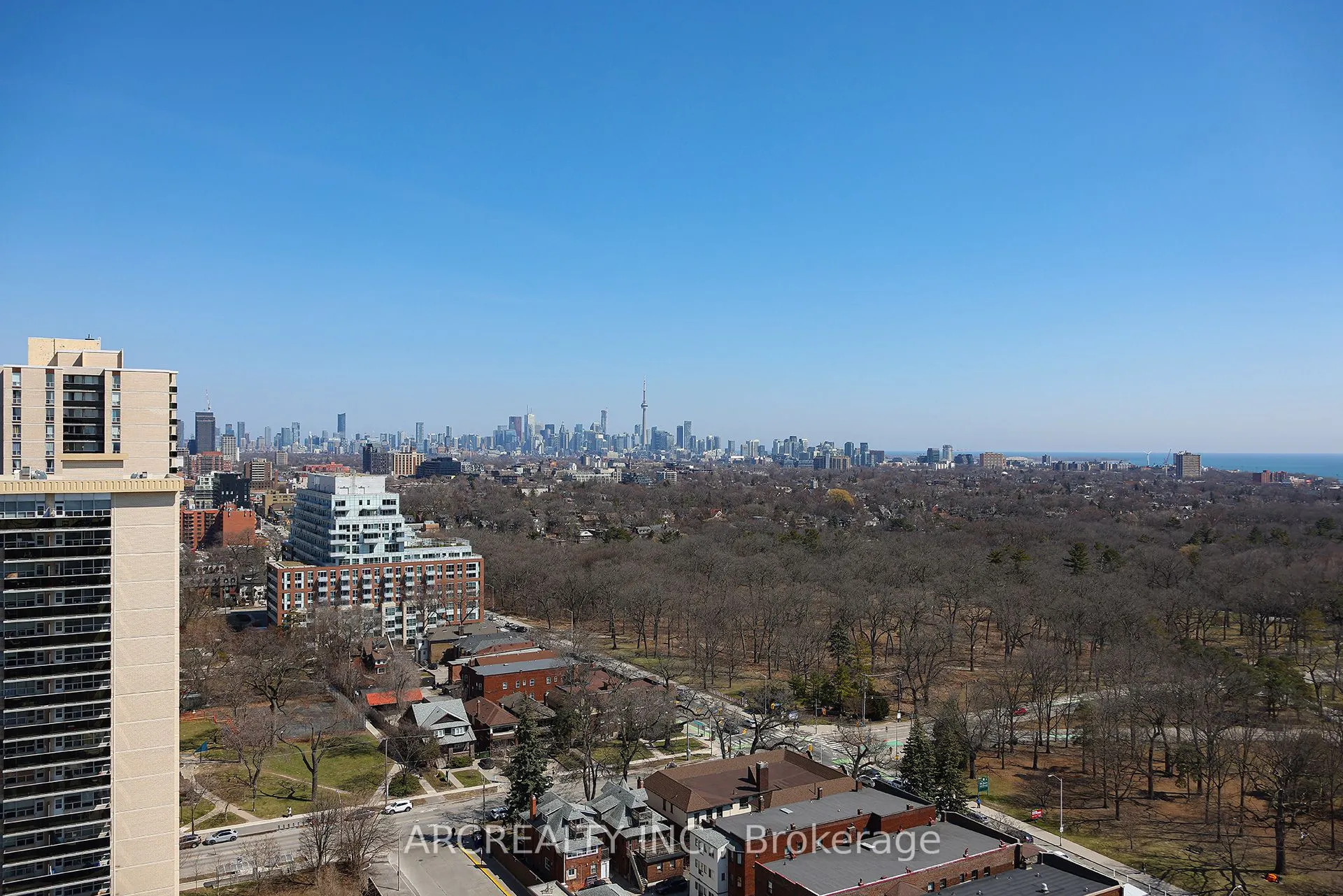 50 Quebec Avenue #2401