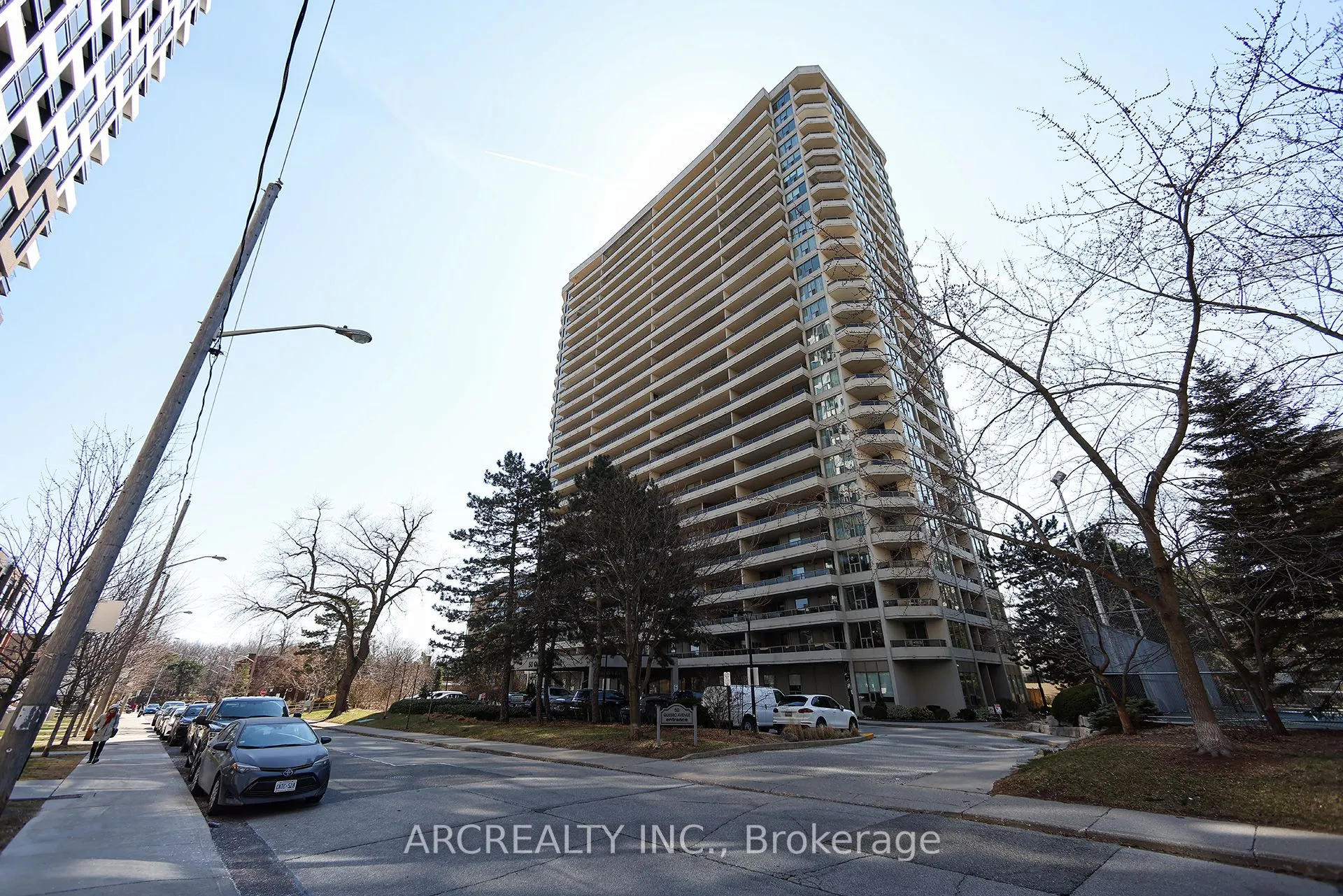 50 Quebec Avenue #2401