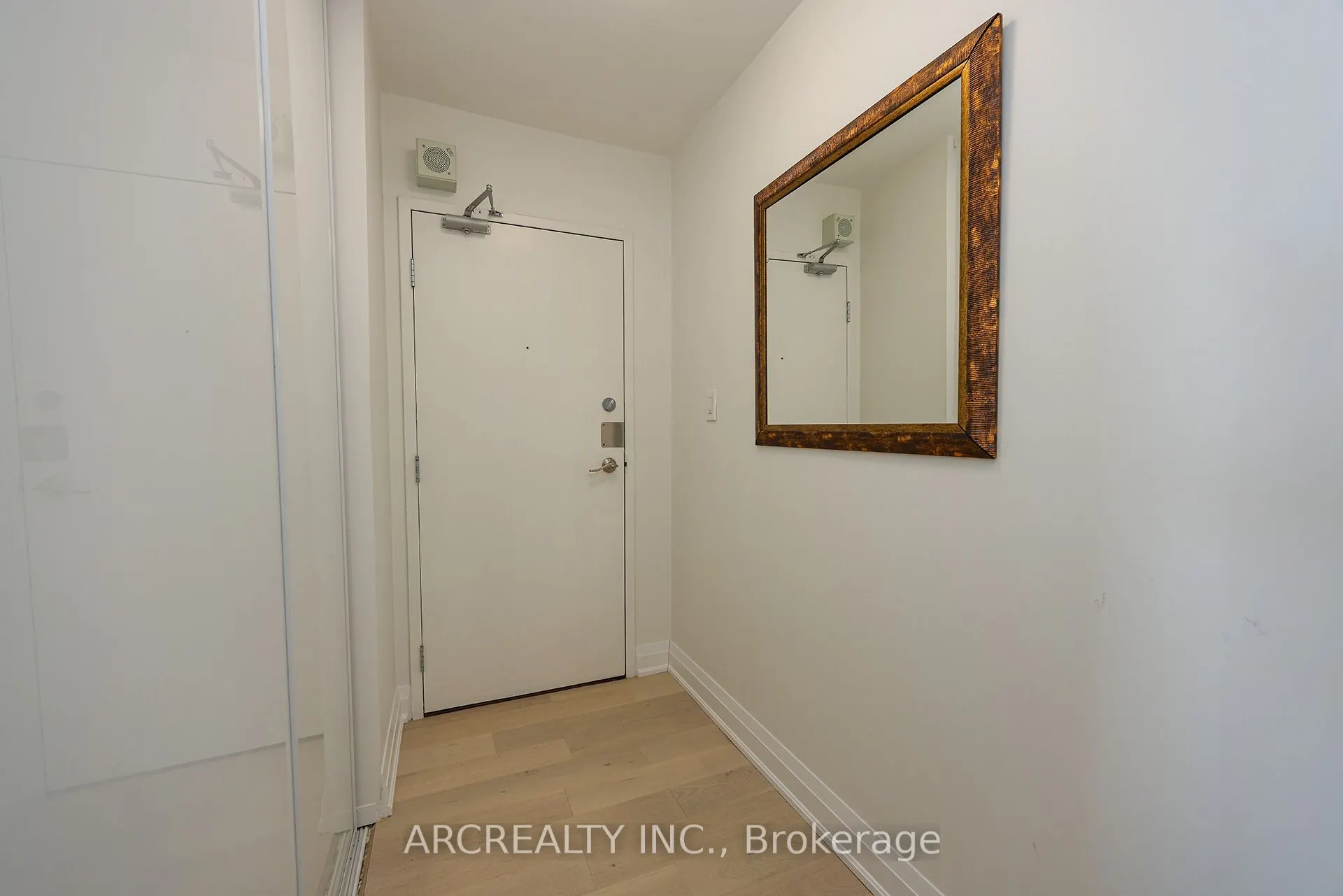 50 Quebec Avenue #2401