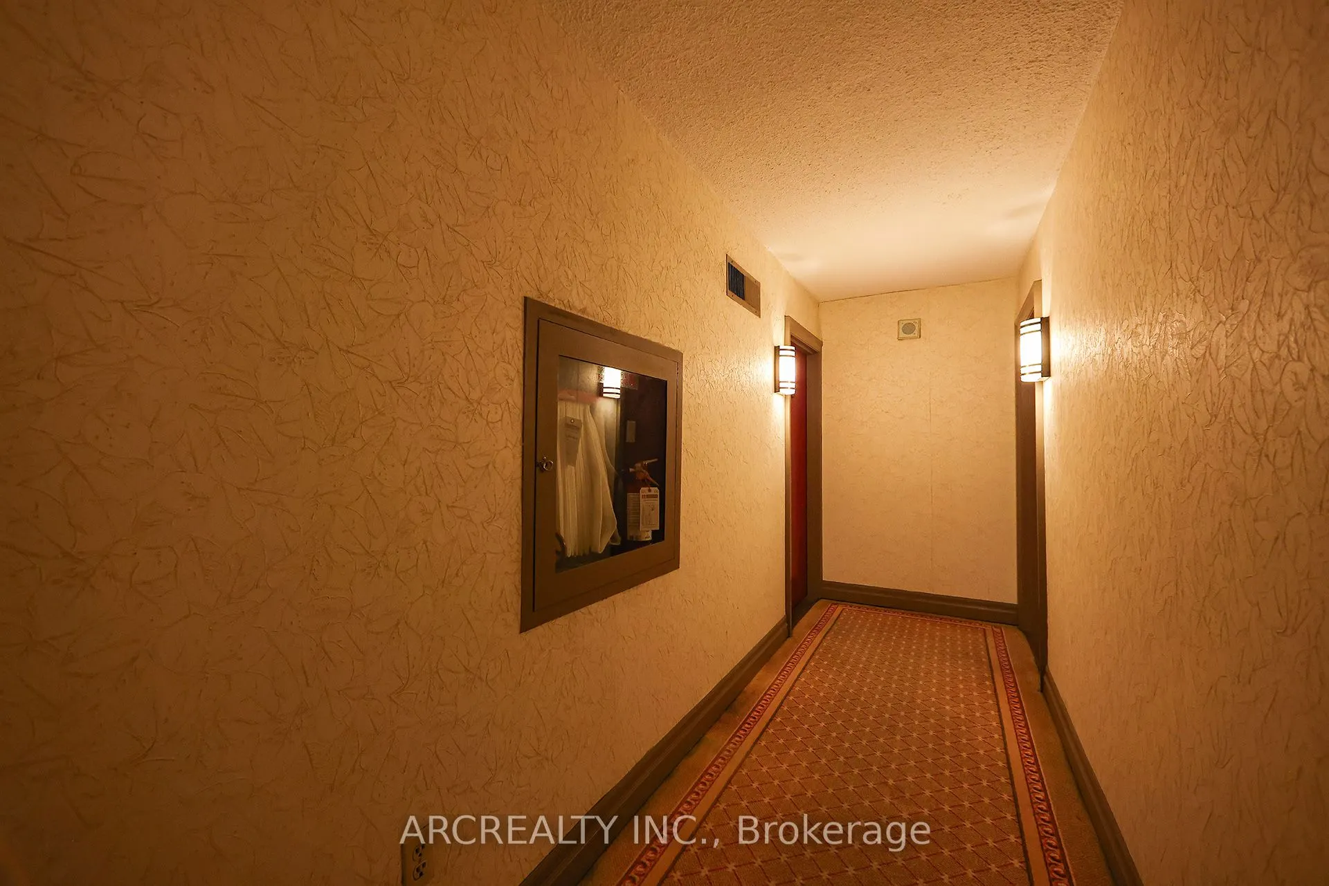 50 Quebec Avenue #2401