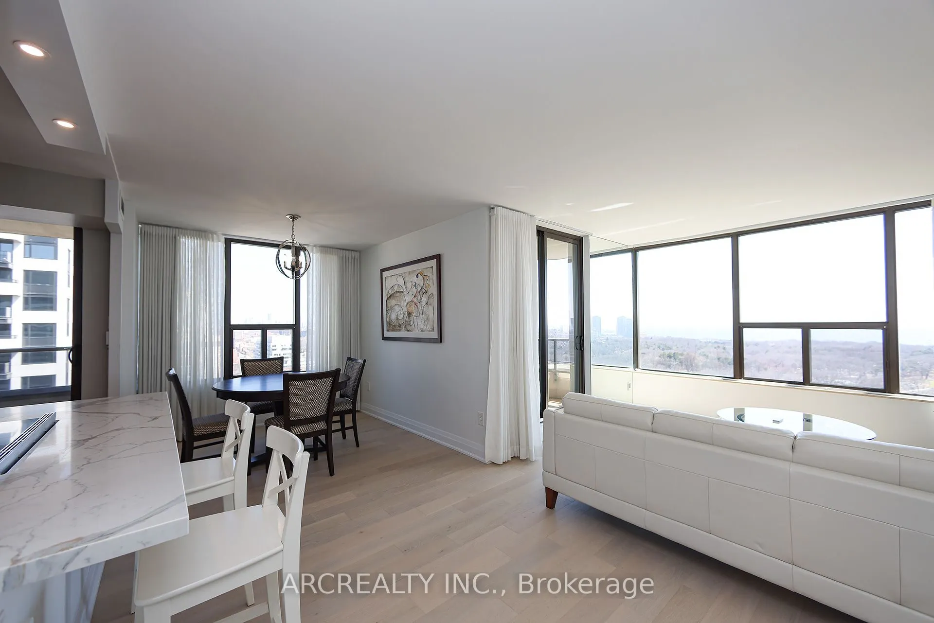 50 Quebec Avenue #2401
