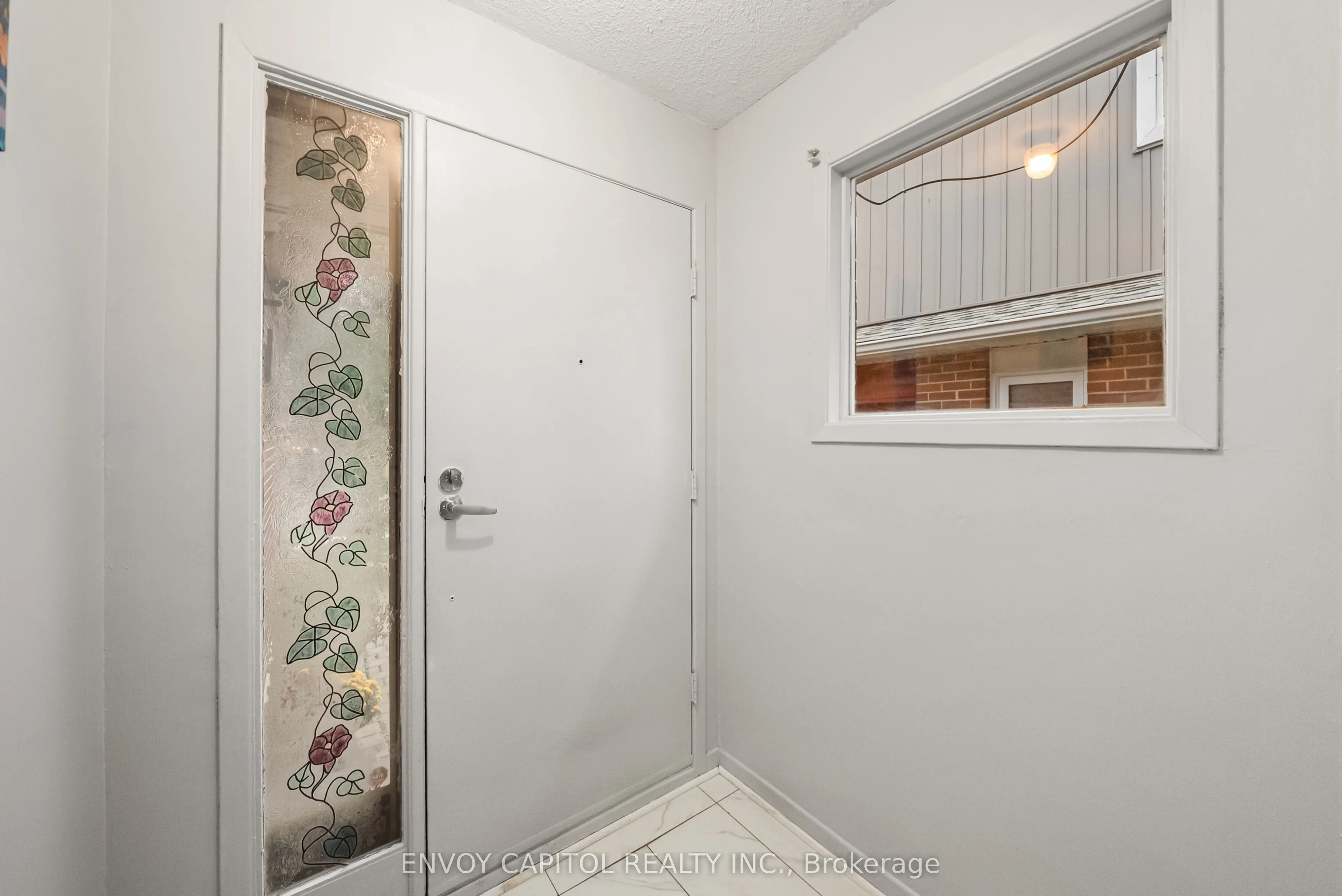 160 Fanshawe Drive