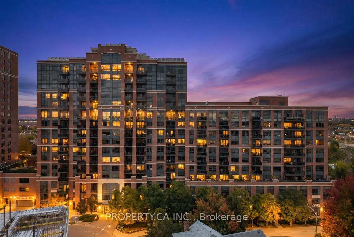 61 Heintzman Street #822