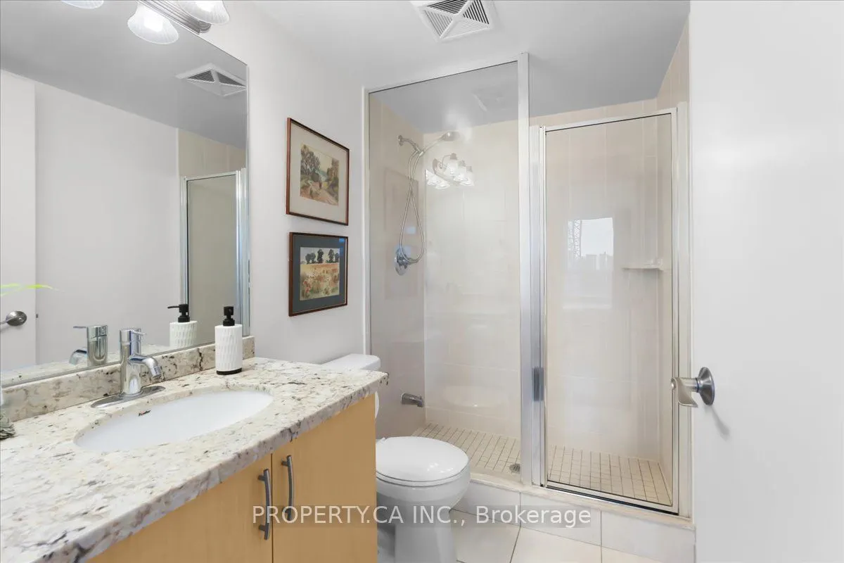 61 Heintzman Street #822