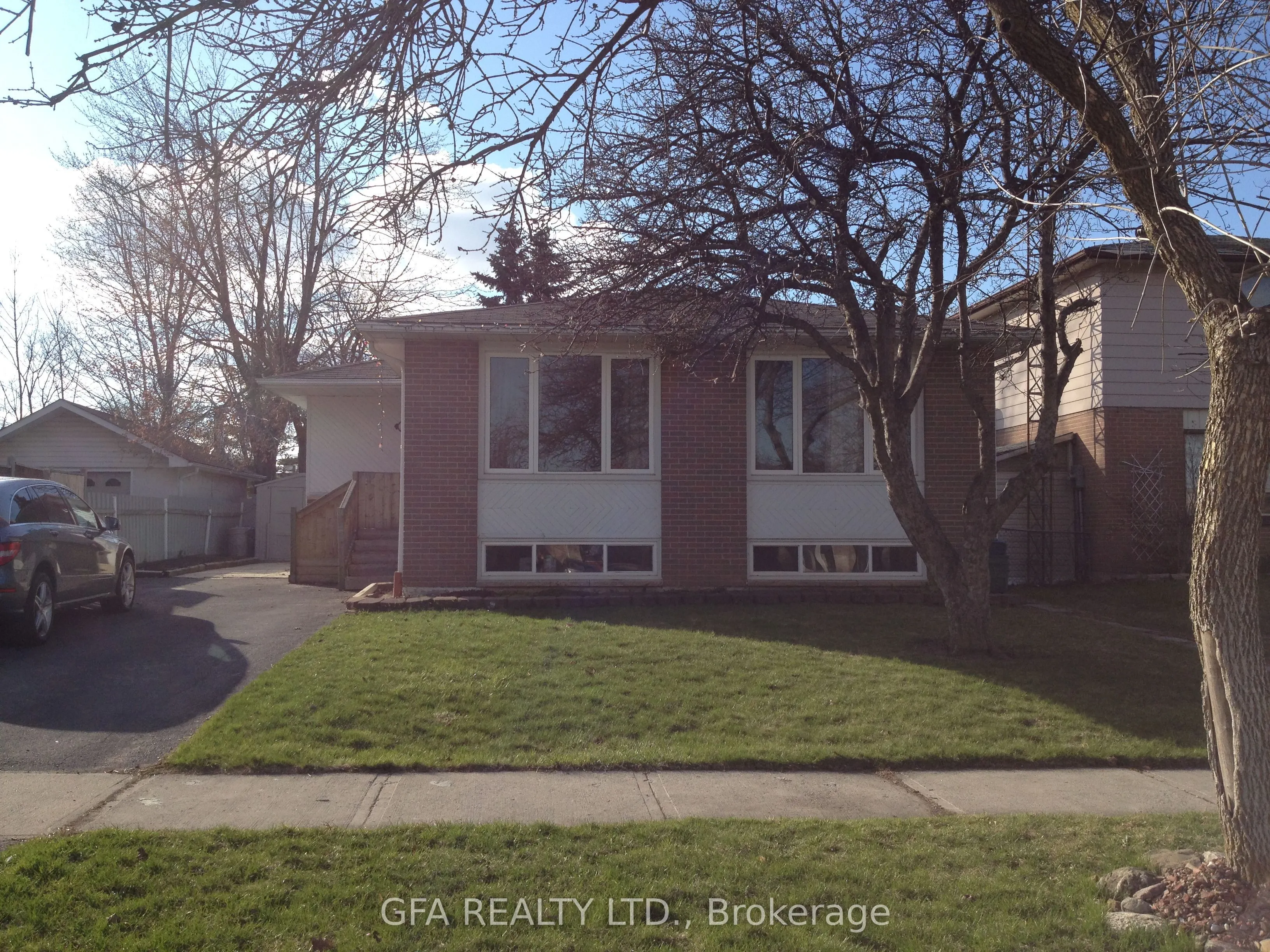 30 Reigate Avenue