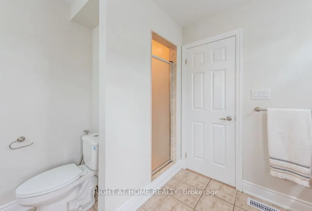 7276 Golden Meadow Court