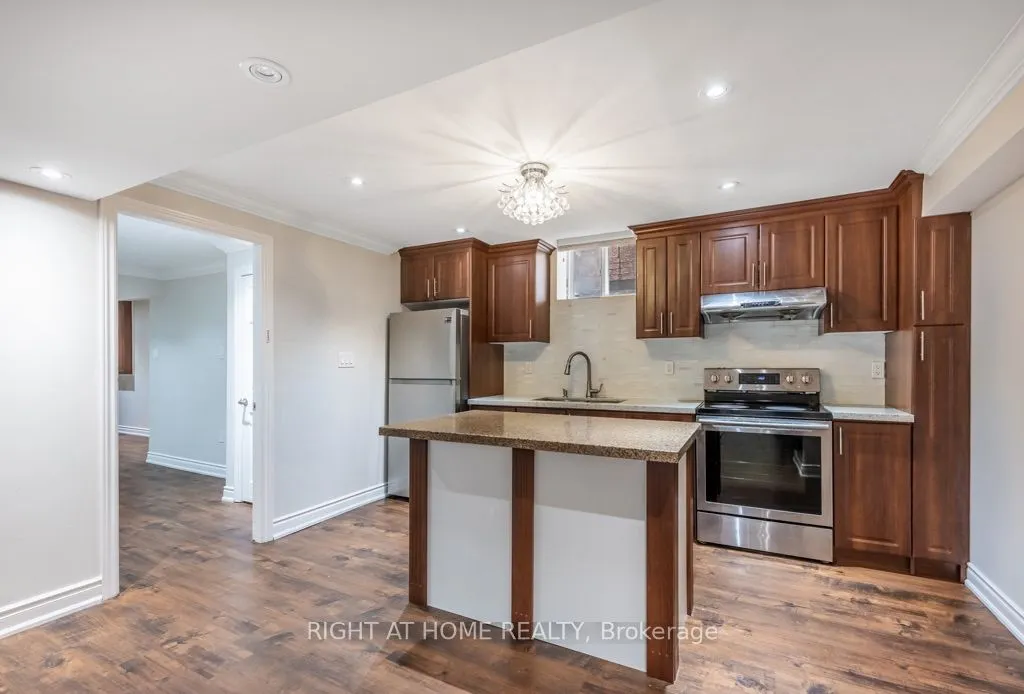 7276 Golden Meadow Court