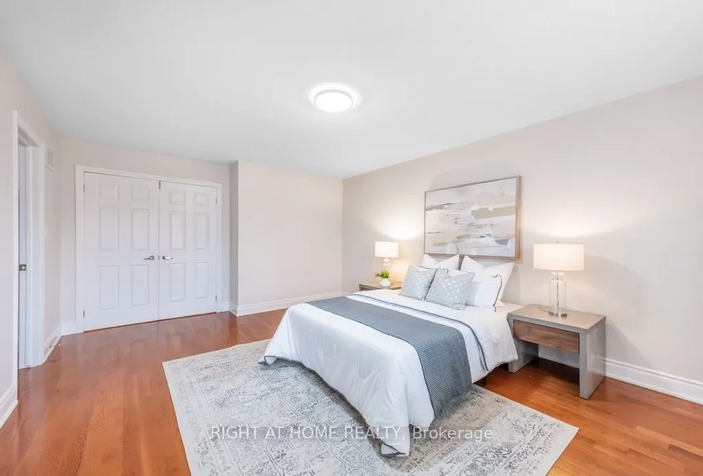7276 Golden Meadow Court