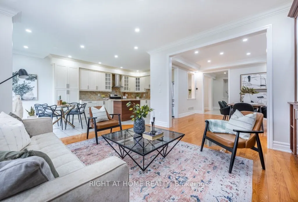 7276 Golden Meadow Court