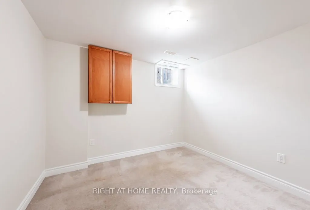7276 Golden Meadow Court