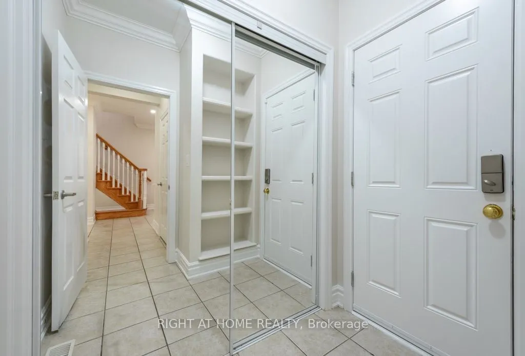 7276 Golden Meadow Court