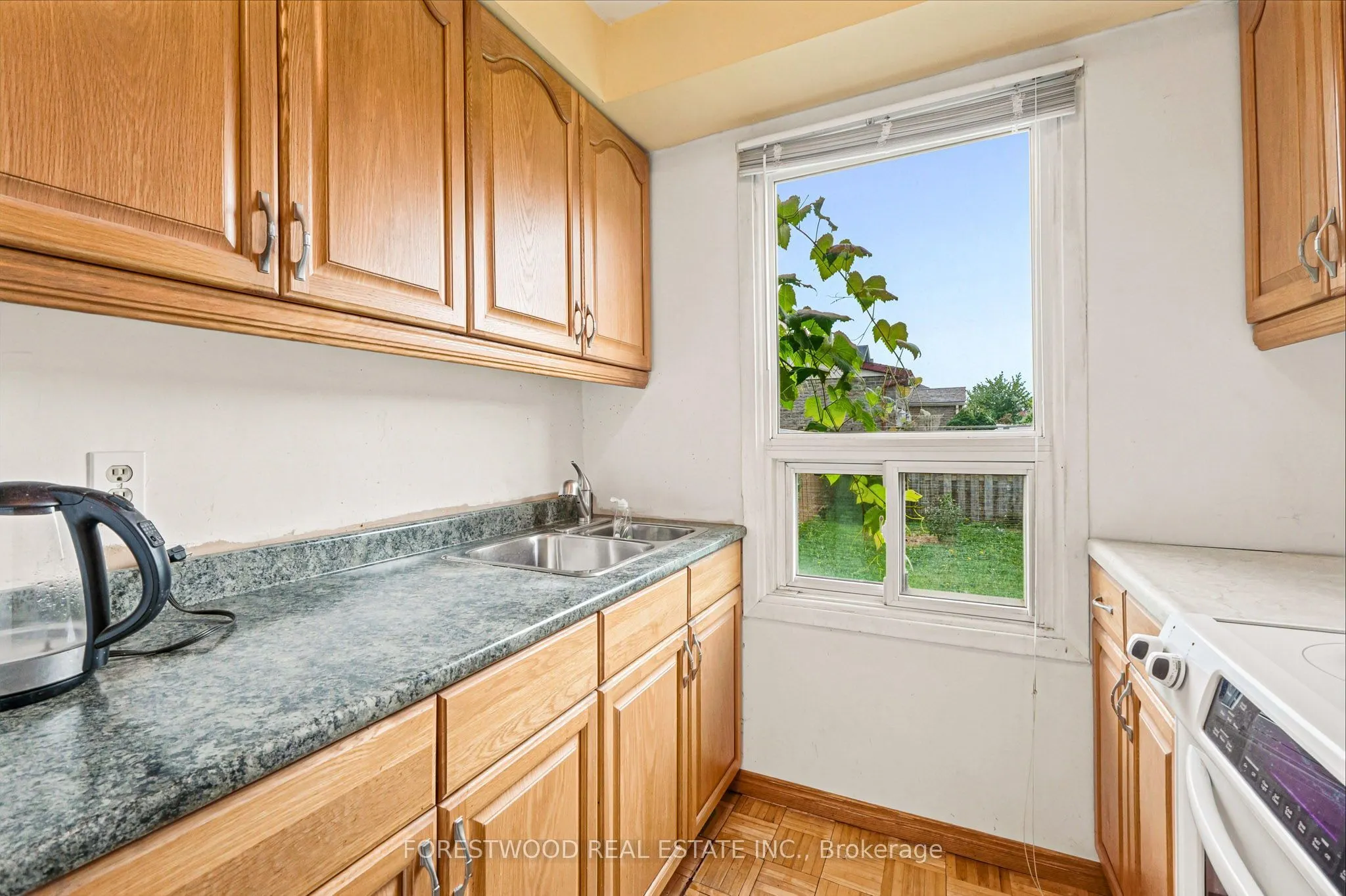 4110 Quaker Hill Drive