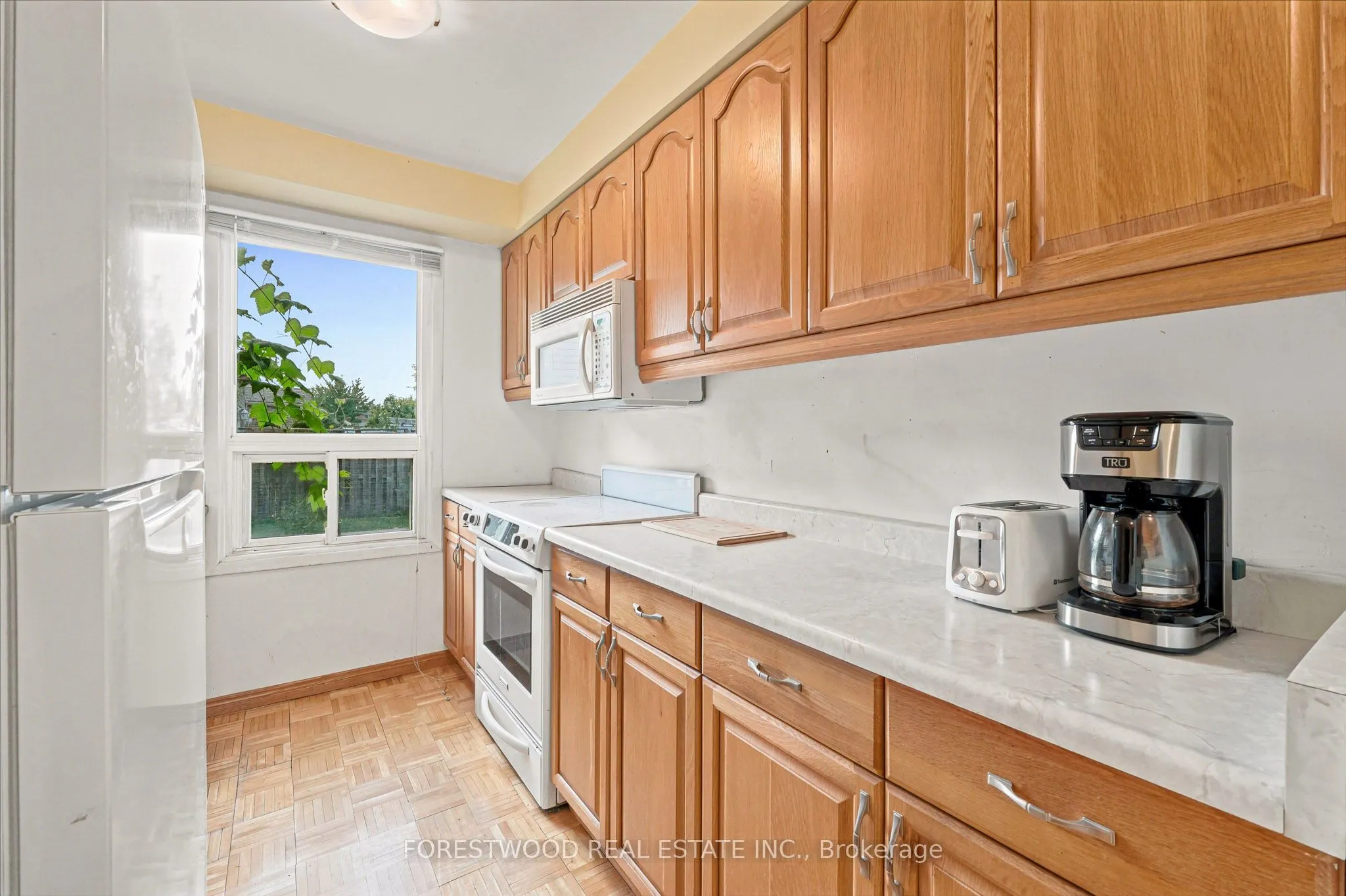 4110 Quaker Hill Drive