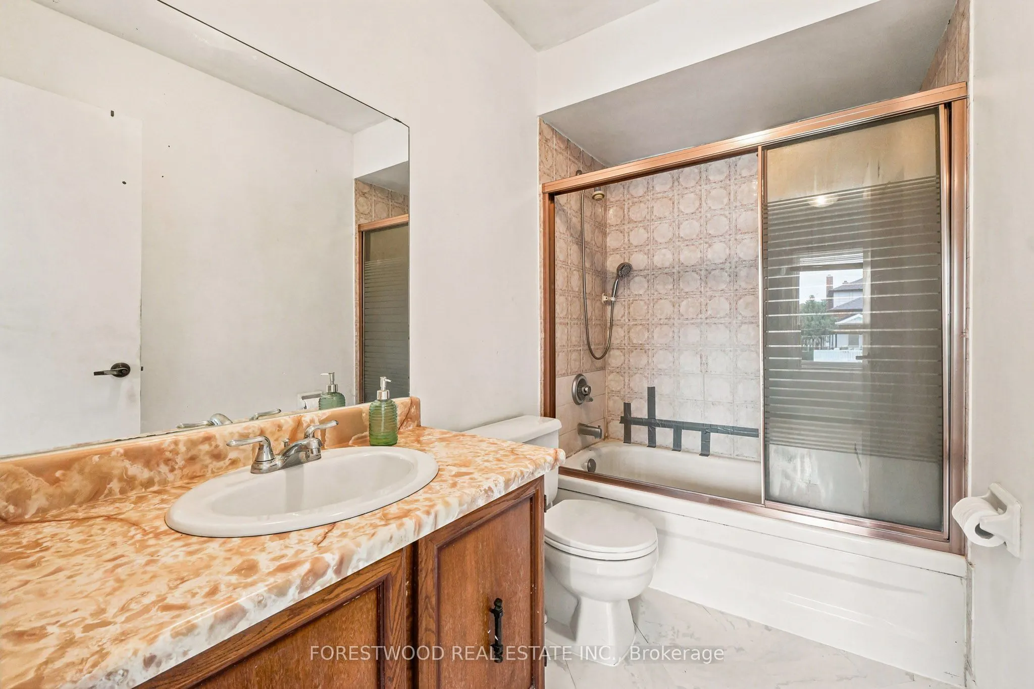 4110 Quaker Hill Drive