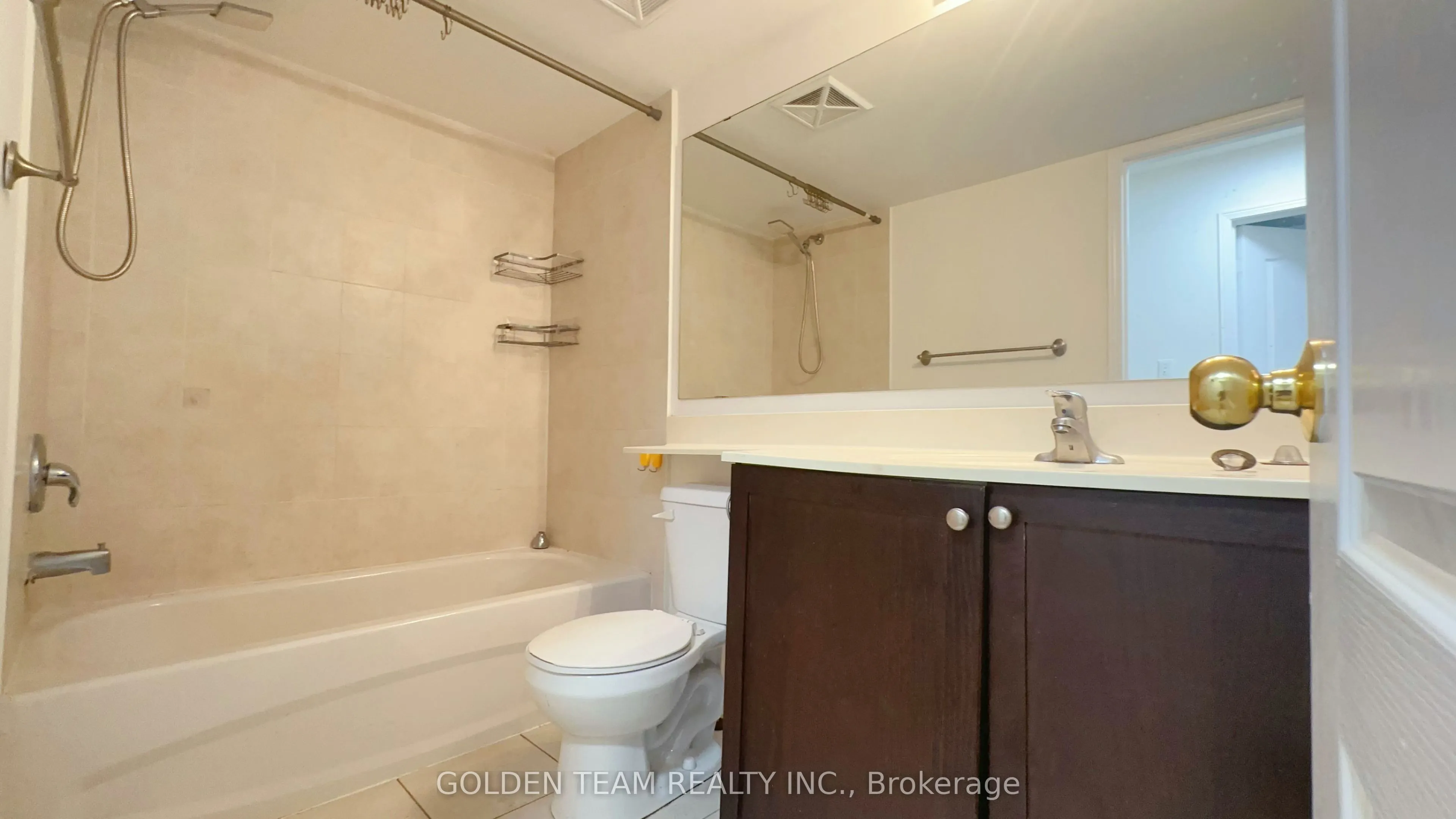 15 Hays Boulevard #18