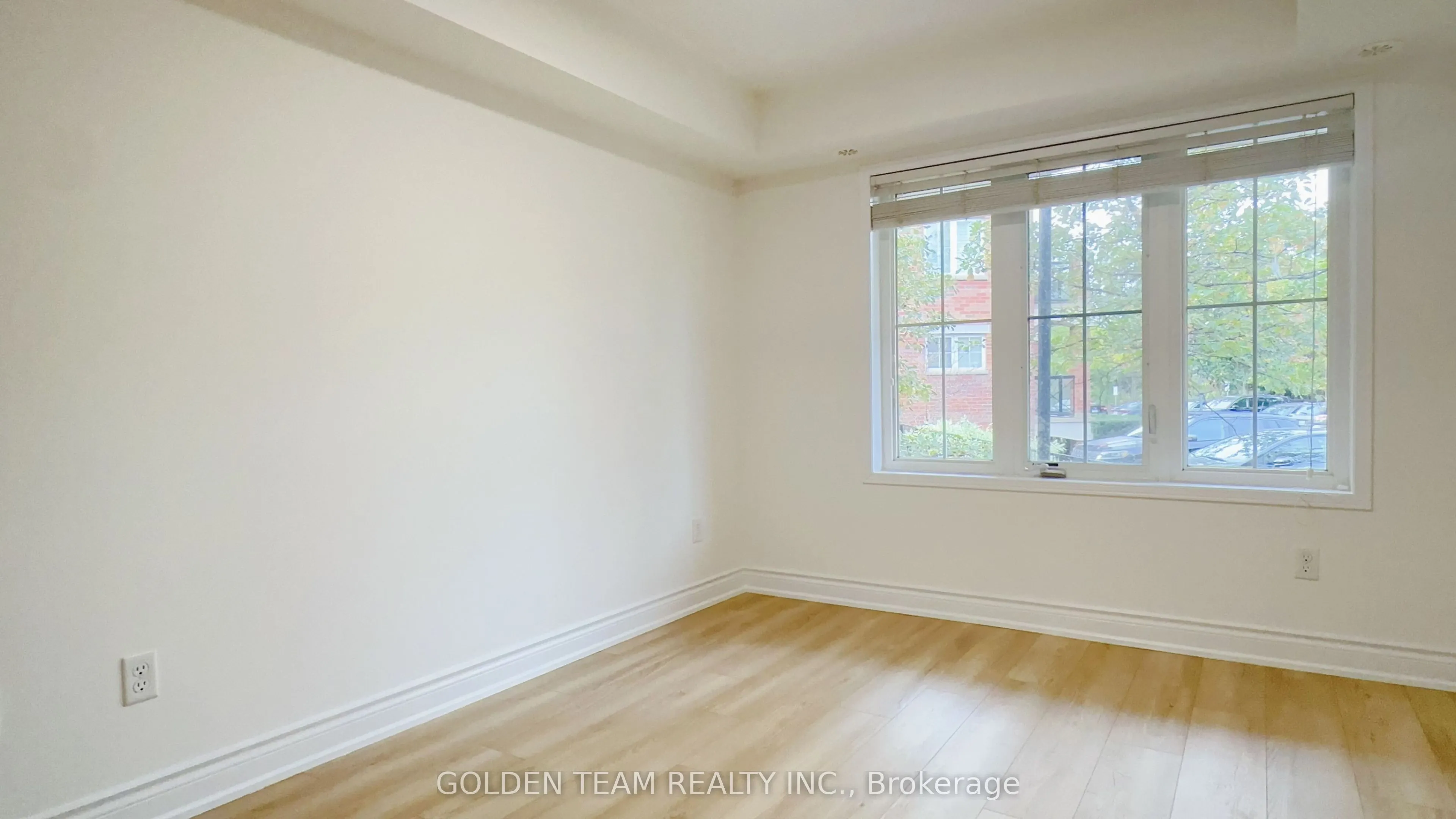 15 Hays Boulevard #18