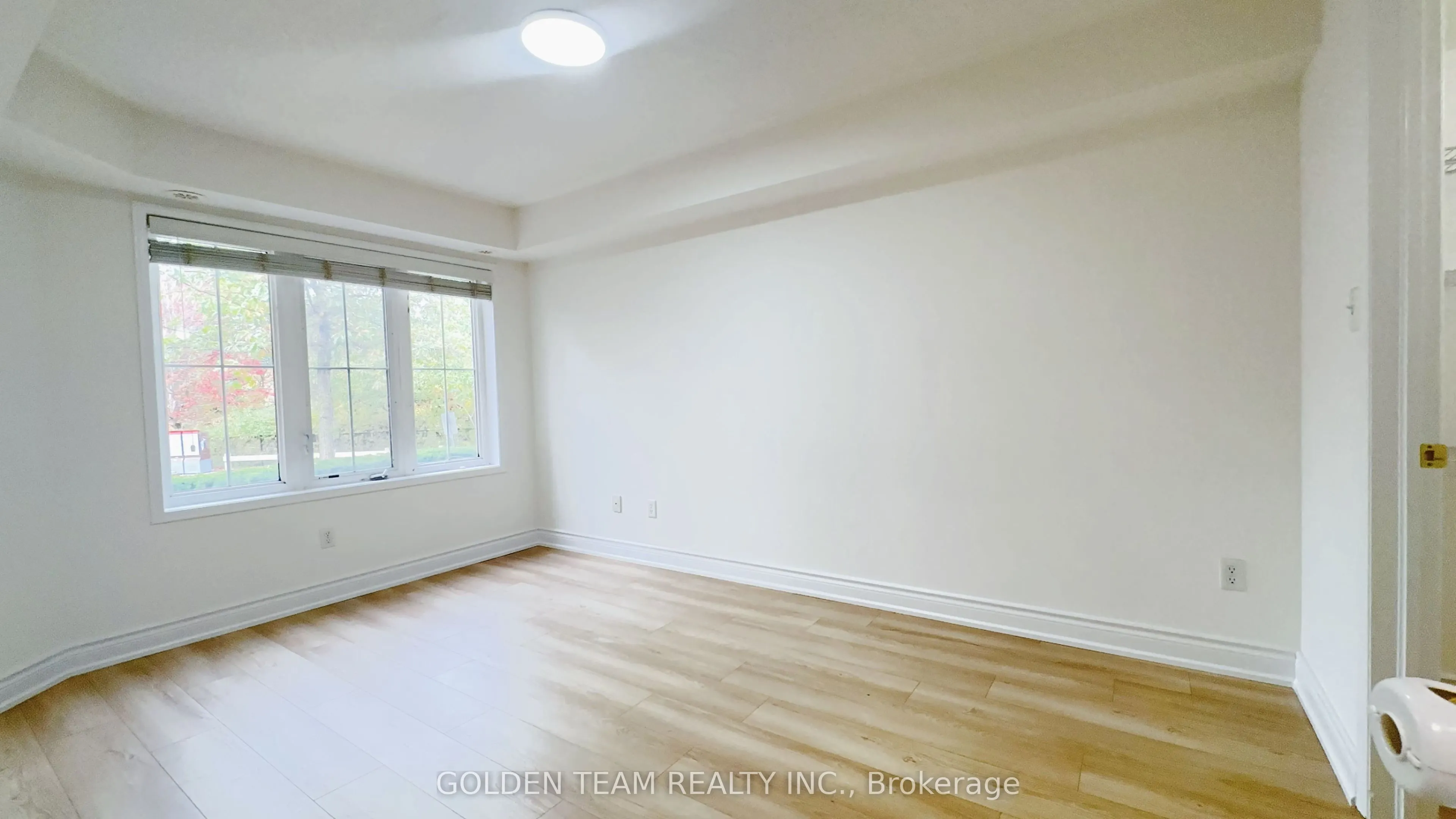 15 Hays Boulevard #18
