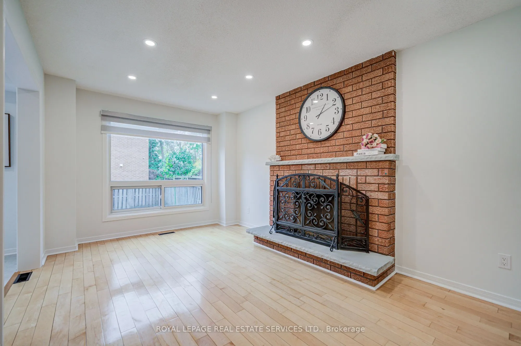 796 Buckingham Court