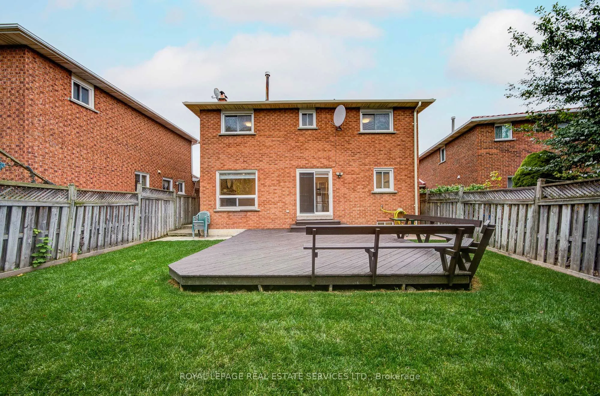 796 Buckingham Court
