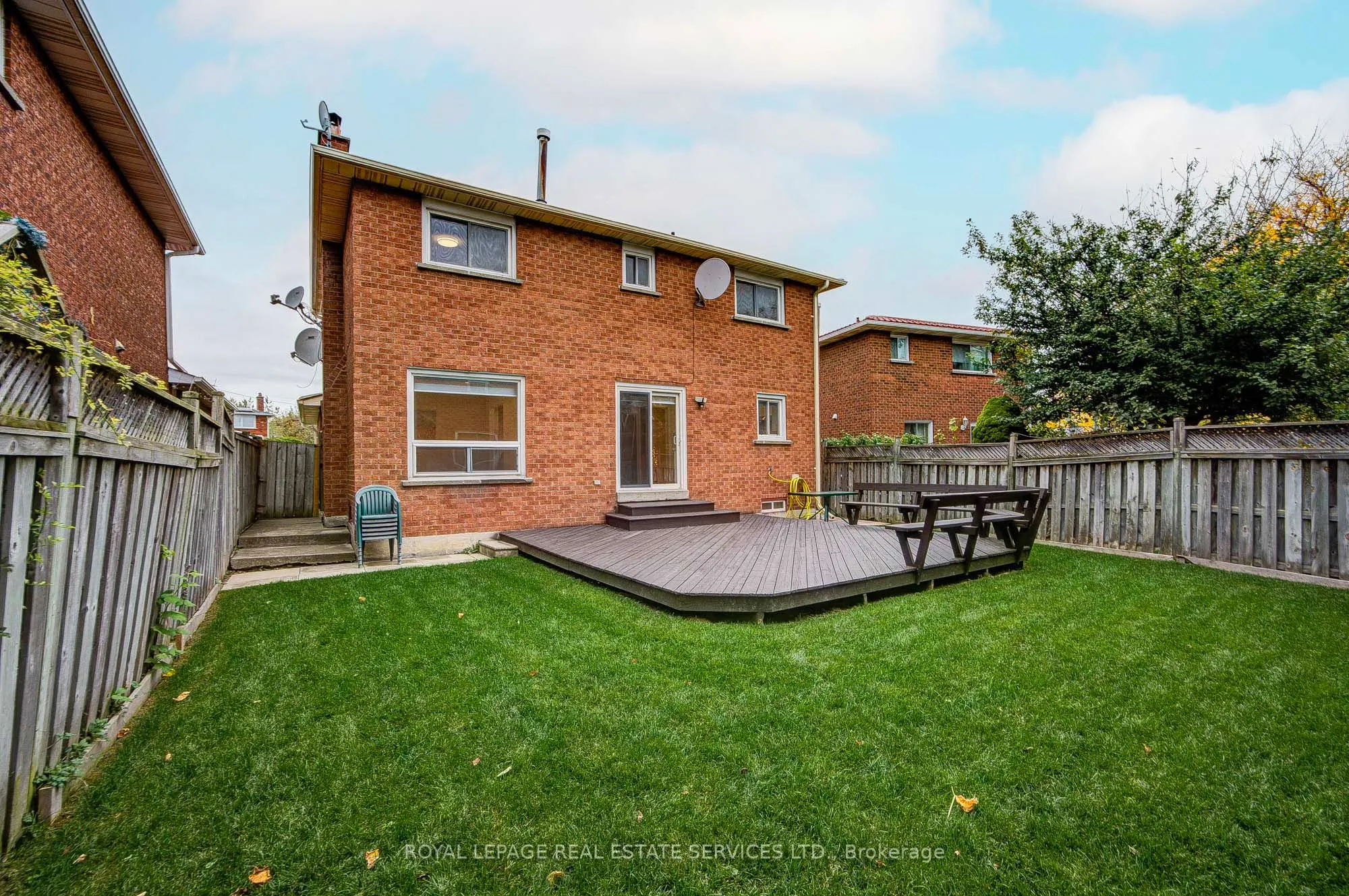 796 Buckingham Court
