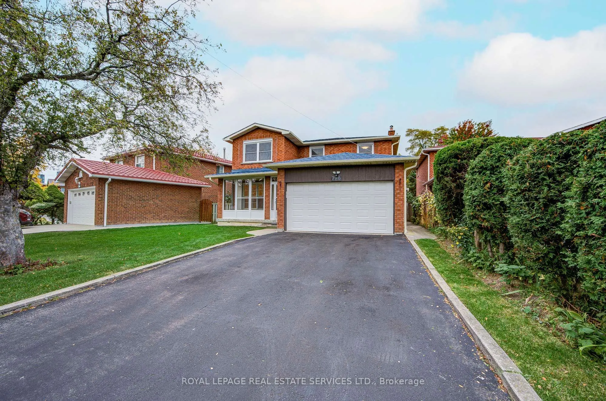 796 Buckingham Court