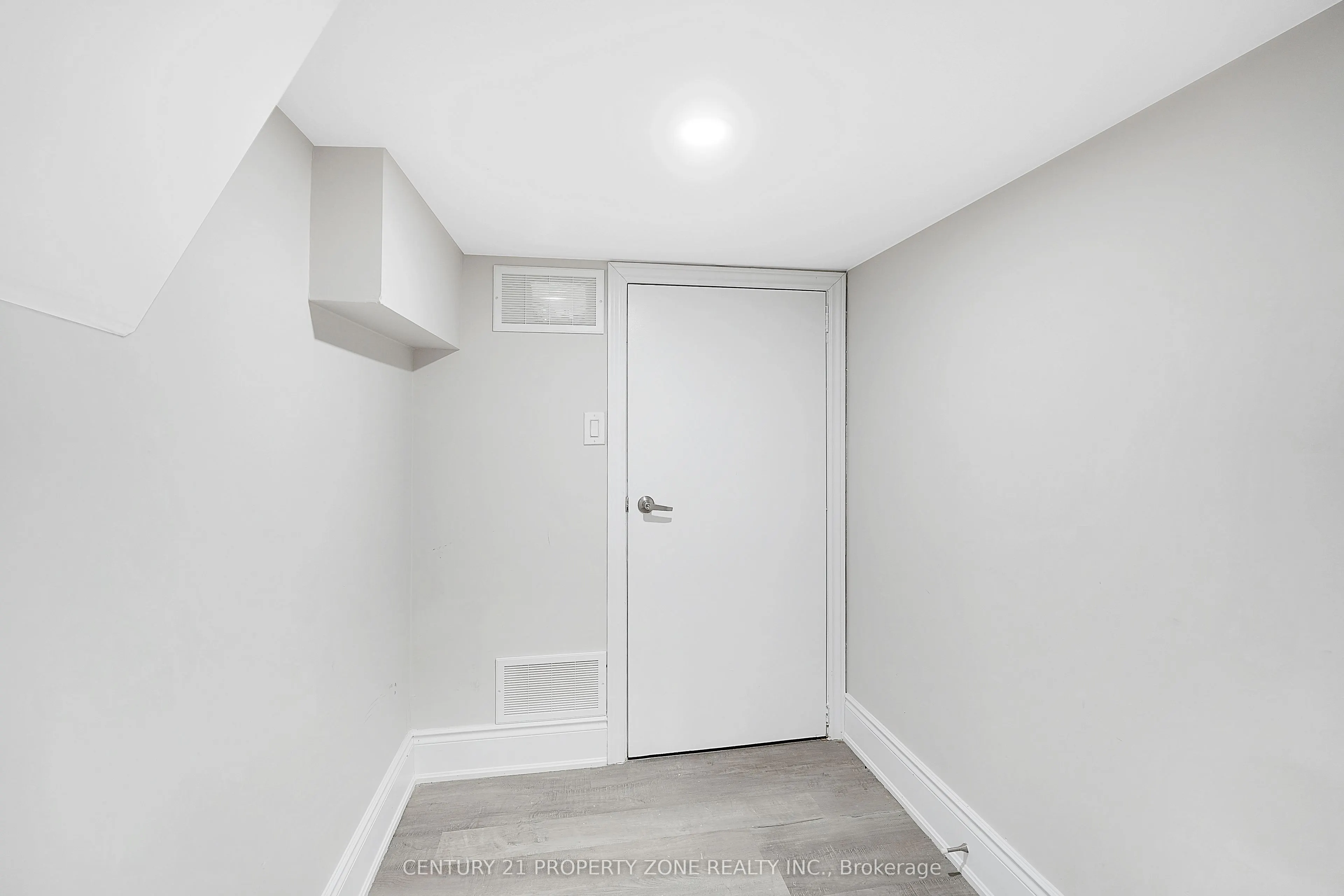 3 Freshspring Drive