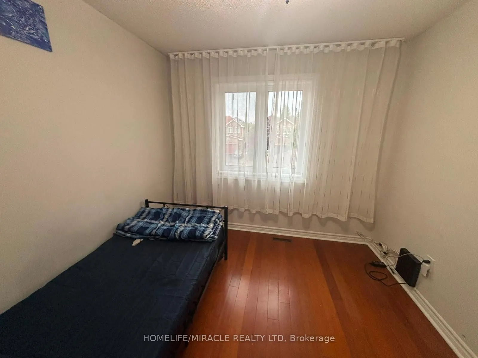 42 Lockwood Road #Upper